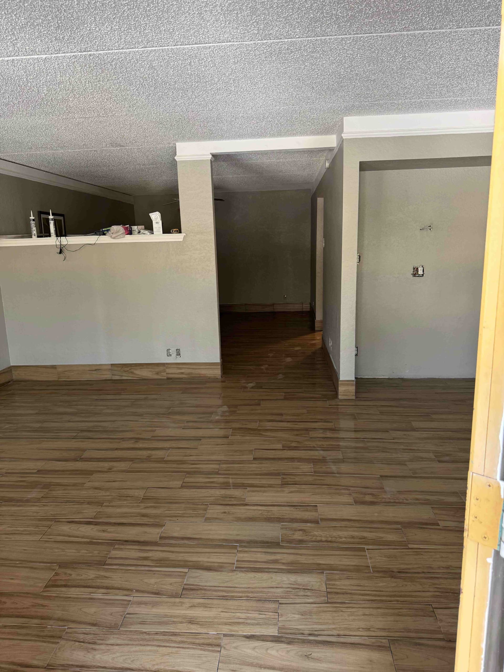 Stunning Hotel Room Makeover in South Texas image