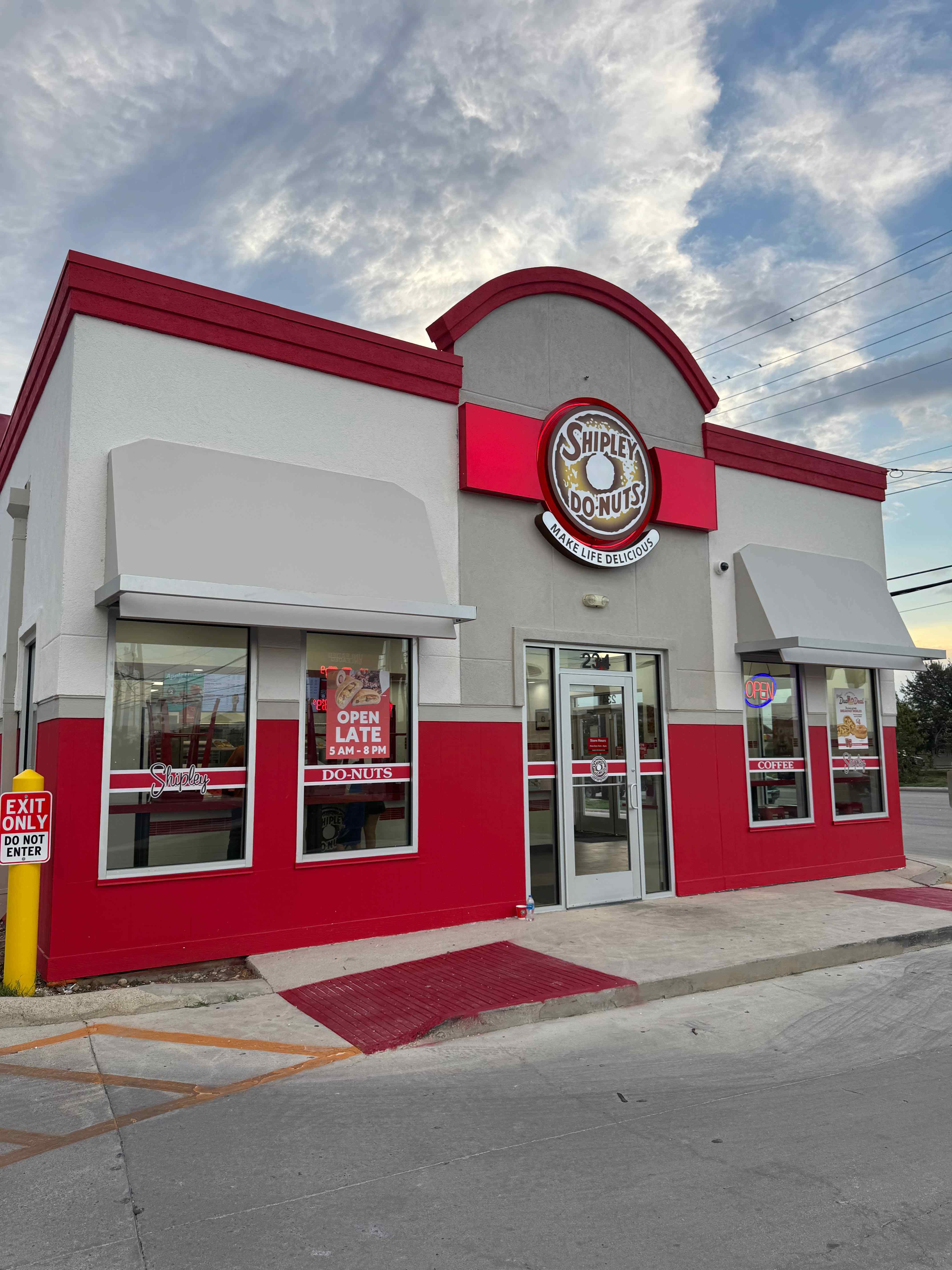 Project Stunning Finish and Decorative Banding at Shipley Do-Nuts image