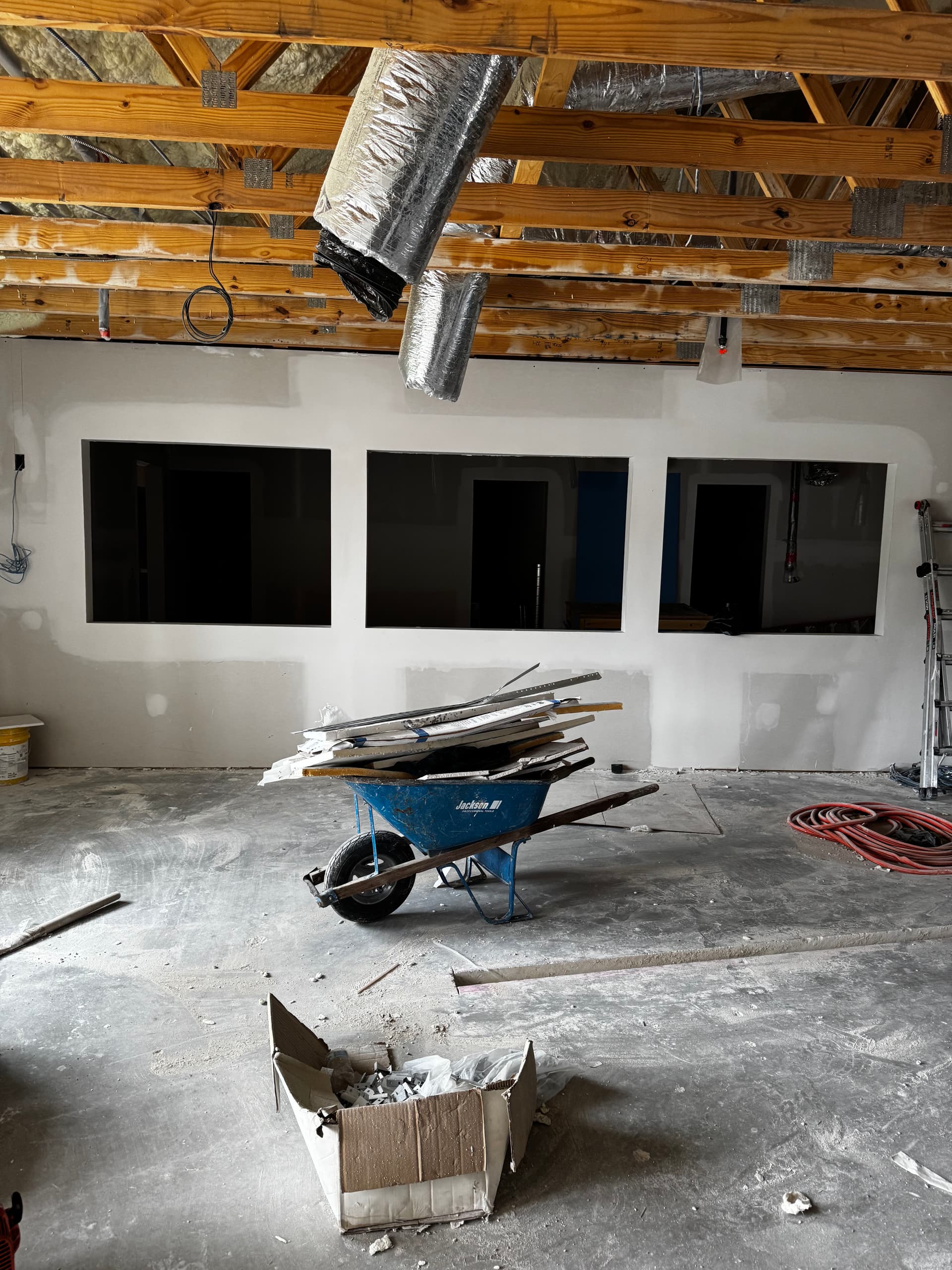 Gallery photos for Arched Drywall and Insulation Progress at Mary's Tacos in Kerrville: Image #1